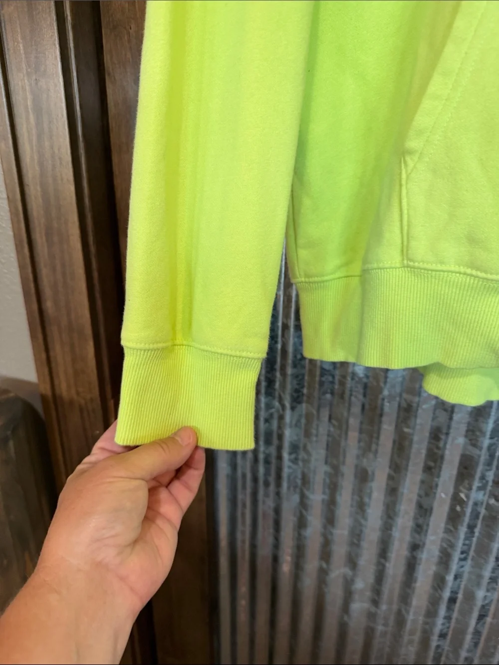 The North Face Men’s Neon Yellow Crewneck Hoodie with Camo Logo Sz med